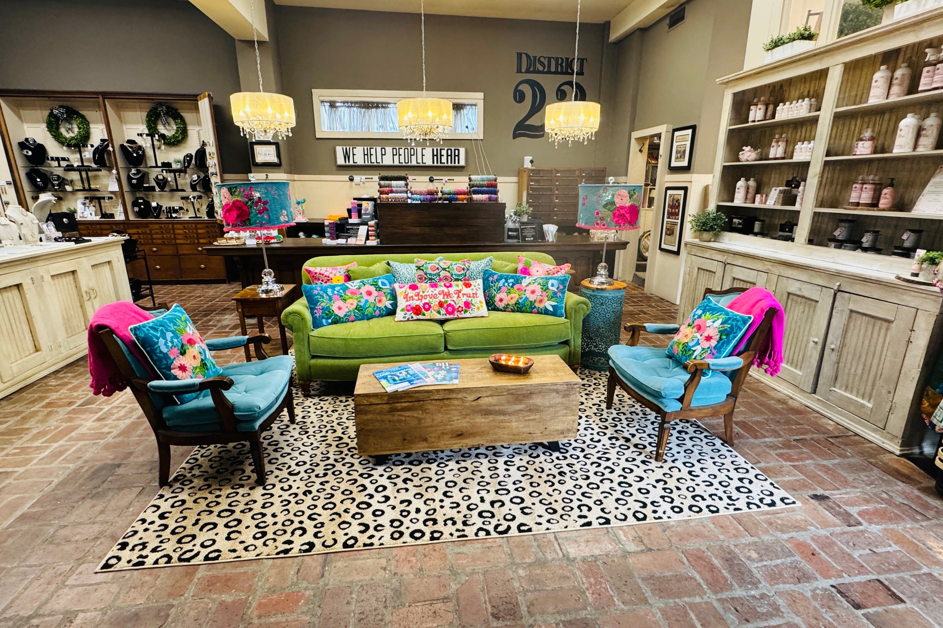Fashion • Gifts • Accessories • Personal Color Analysis – District23